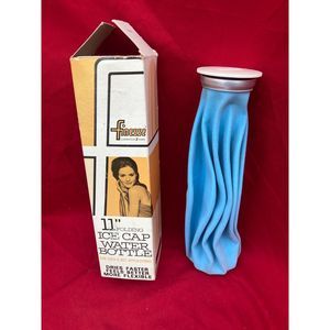 Finesse 11" Folding Ice Cap Water Bottle 50s Round Blue Bag Prop w/ Original Box